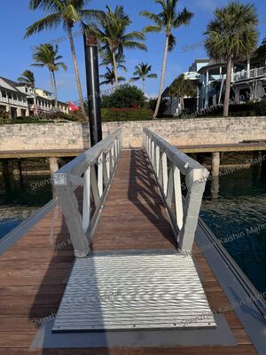 Heavy-Duty Marine-Grade Aluminum Gangway With Anti-Slip Walkway And 400kgs/sqm Loading Capacity For Floating Docks