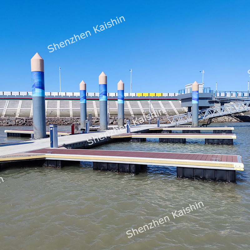 Heavy-Duty Aluminum Alloy Floating Pontoon Marina Docks Customizable With Mooring Cleats