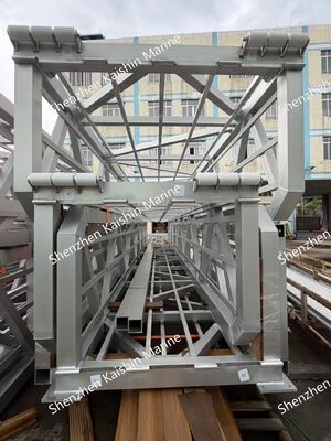 Corredor de alumínio marinho com capacidade de carga de 400kgs/m², vida útil de 15 a 20 anos e deck antiderrapante para doca flutuante